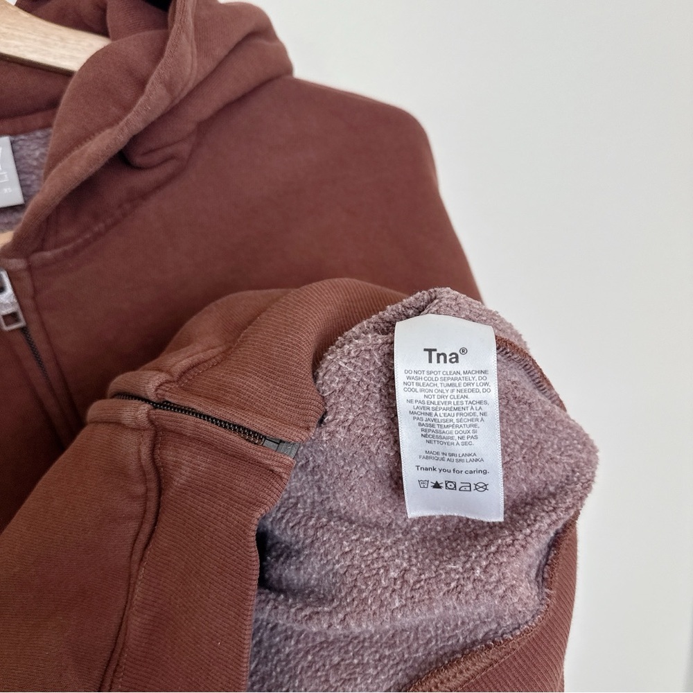Aritzia TNA Womens Xsmall Cozy Fleece Perfect Zip-Up Hoodie in Cognac - Picture 7 of 11